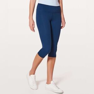 Lululemon Wunder Under Hi-Rise 1/2 Tight *Full-On Luxtreme 17" Onyx Blue size 10
